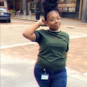 Meet your Posher, Danasia